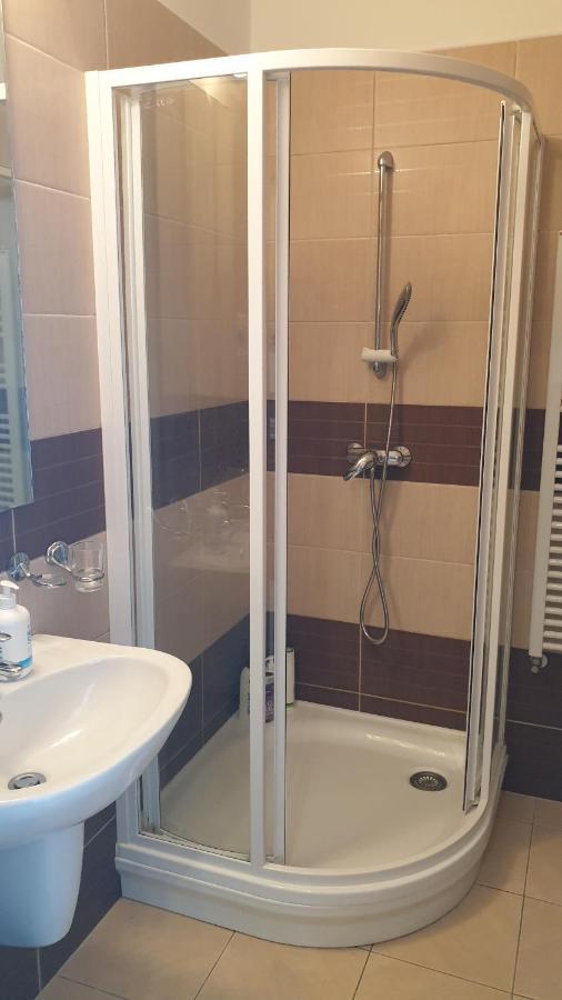 Golden Brown Apartment シオーフォク エクステリア 写真
